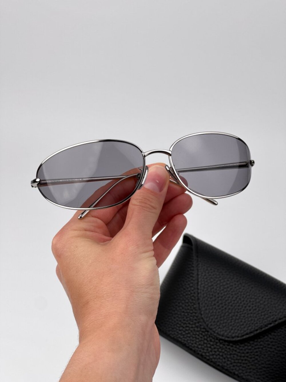 LOEWE LW40164U 16A SILVER OVAL SUNGLASSES